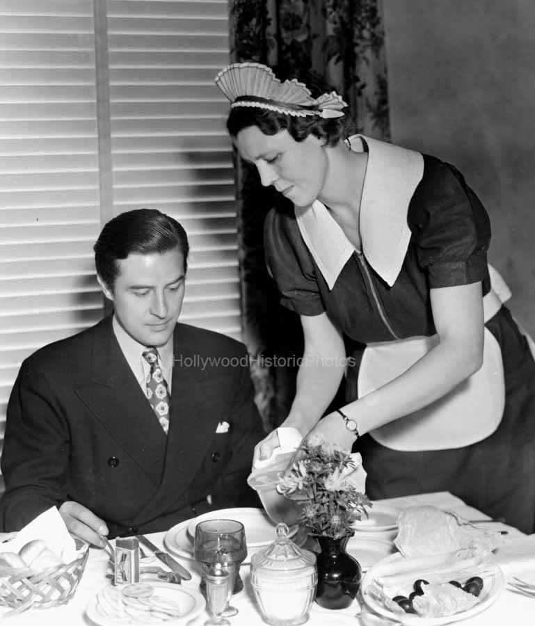 Ray Milland 1937.jpg